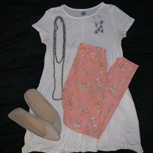 Lularoe Pastel Pink Floral Leggings